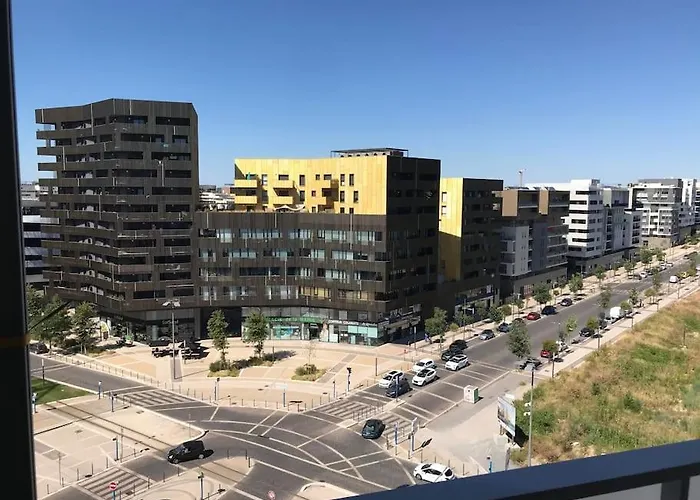 Rare ***Centre Ville * Parking