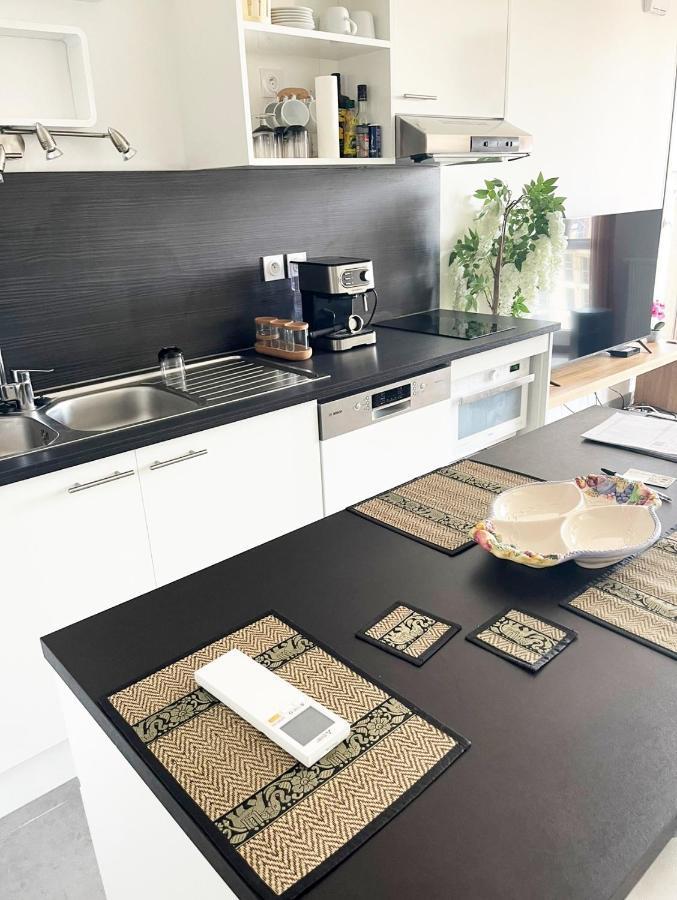 Apartment Rare ***centre * Parking *